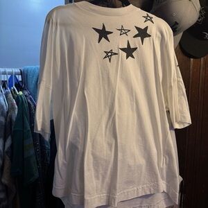 Palm Angels Shooting Stars Over Logo Tee – White, Size S